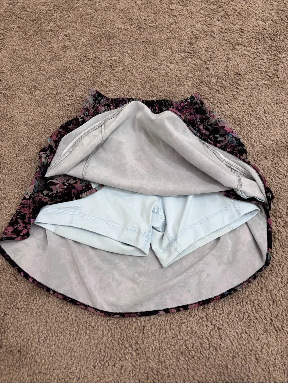 Lululemon Hotty Hot High-Rise Skirt Size 4